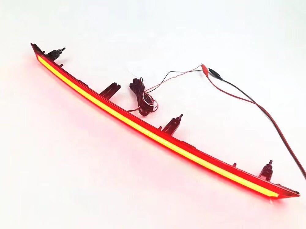Compatible with 2019-2020 Kia Cerato/K3 Continuous Tail Light with Dual Functions