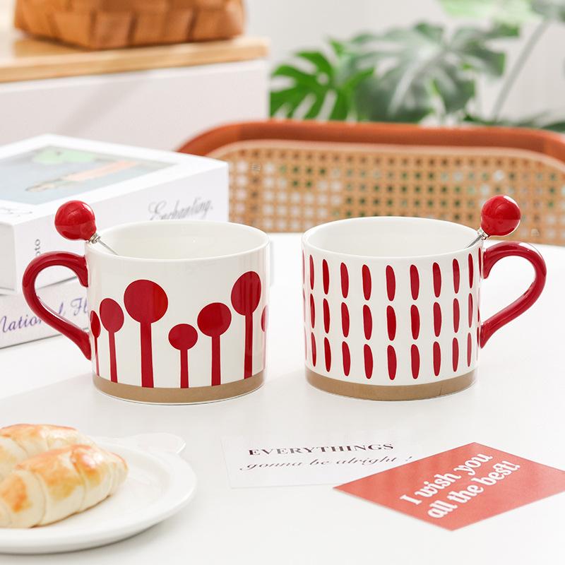 Ins Design Sense Niche Mug High Value Ceramic Cup Large Capacity Couple Cup Office Coffee Milk Cup