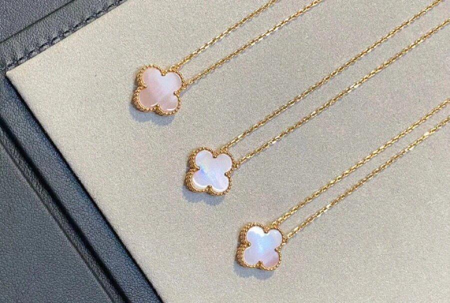 18K Gold-Plated V Design Four-Leaf Clover Necklace with Rose Red Chalcedony, Agate, and White Shell Pendant