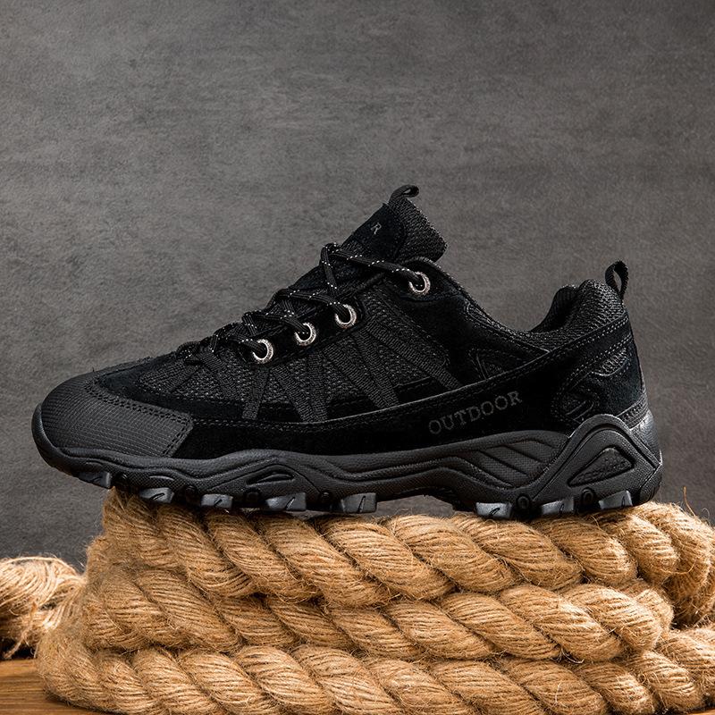 Autumn and winter outdoor shoes men's mesh breathable non-slip couple mountaineering hiking shoes low-top mountaineering shoes