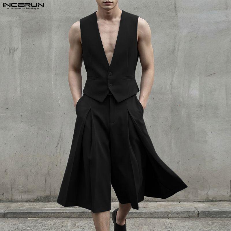 INCERUN Two Pieces Men V Neck Thin Sleeveless Vest and Pleated Shorts Clothing Sets
