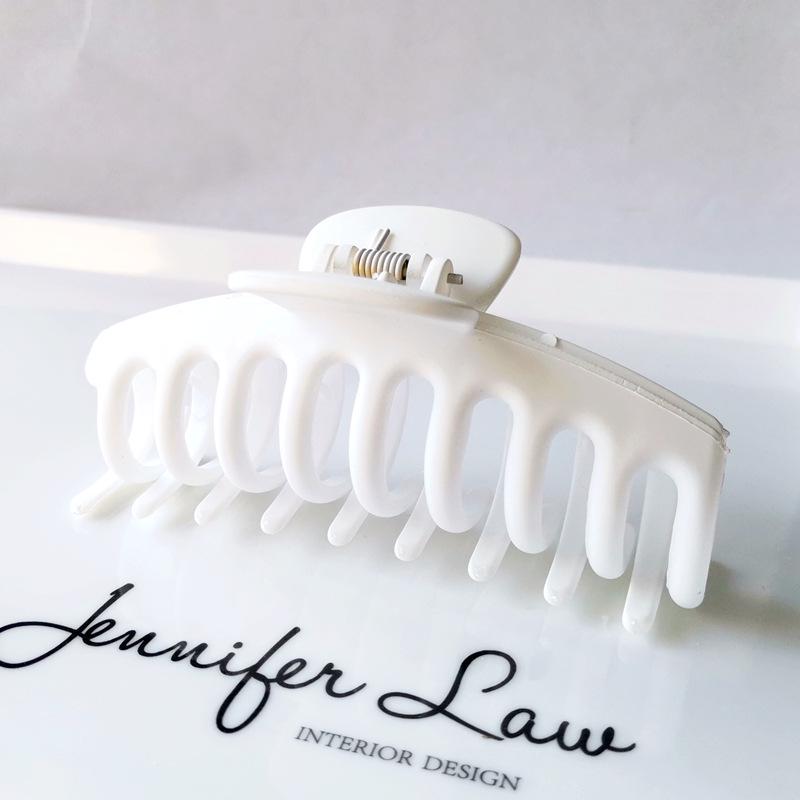 European & American Style Geometric Hair Claw Clip - Large Dragon Bone Design