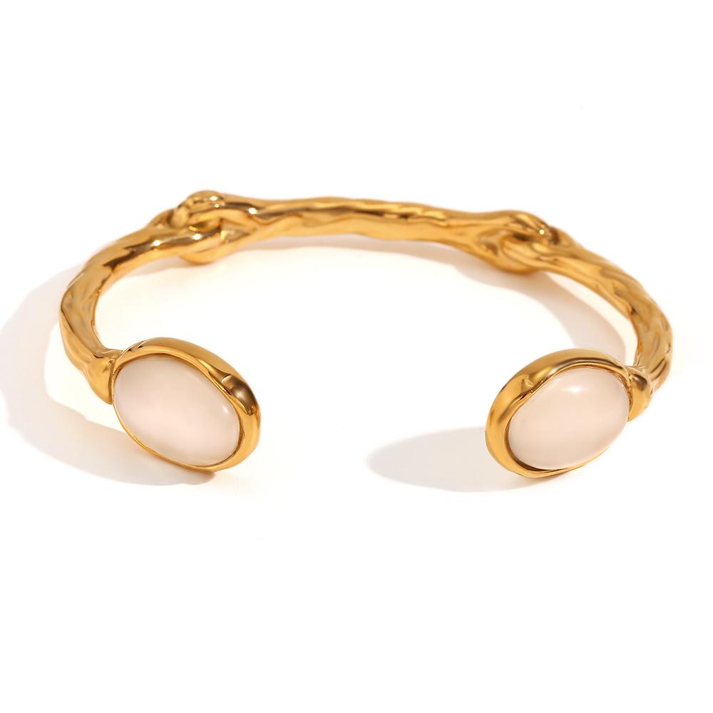 Oval Open Irregular Bracelet for Women, A Unique and Niche Wrist Accessory, Versatile Commuting Fashion Jewelry Accessory.