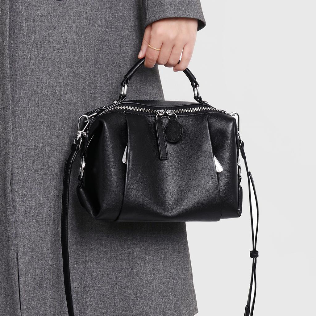 Bag Women's 2025 New Shoulder Underarm Bag Geometric Bag Women's Leather Pillow Bag First Layer Cowhide Crossbody Commuter Bag