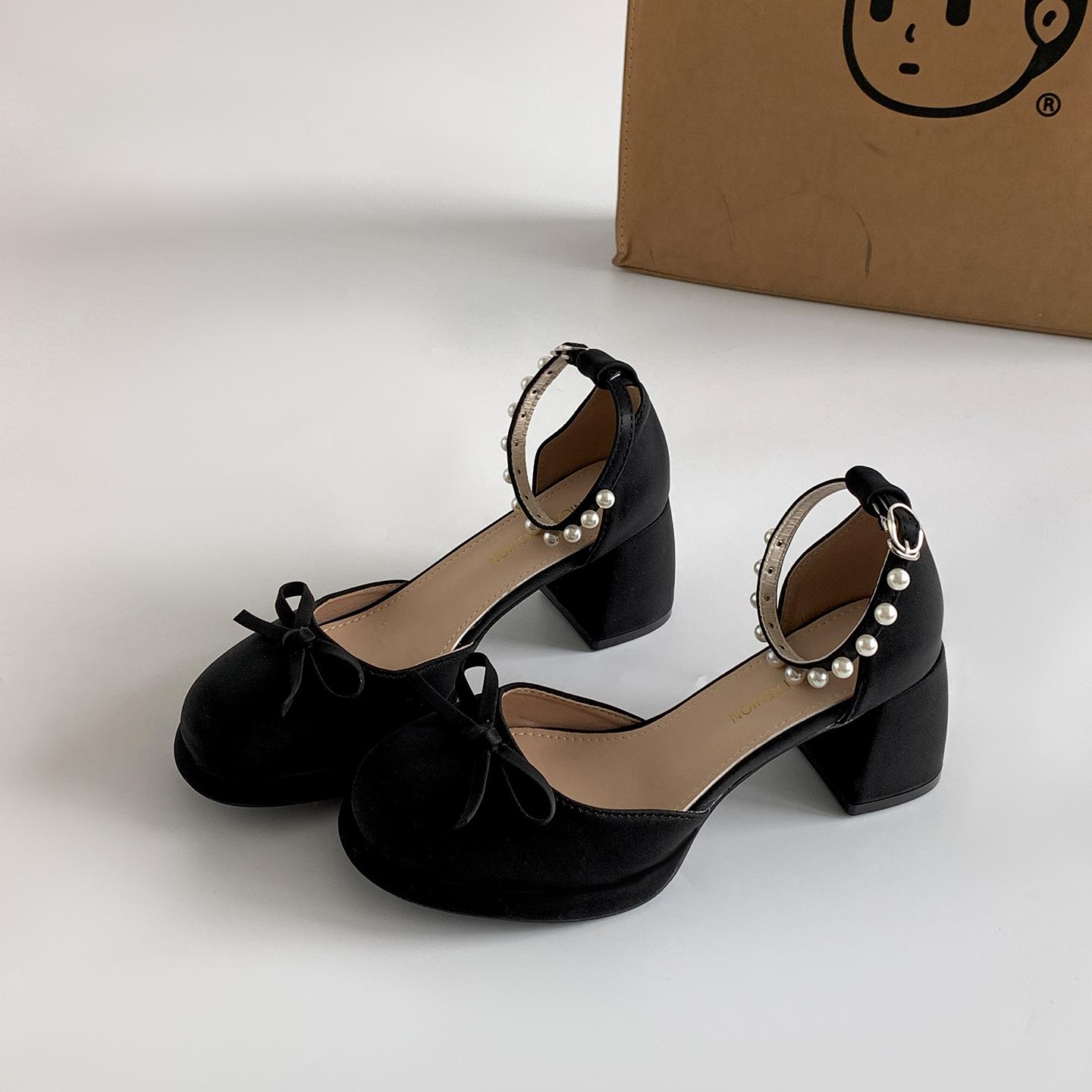 

Popular white high-end retro thick-heeled bag head sandals women s 2025 new summer skirt French cool single shoes 39 чорний