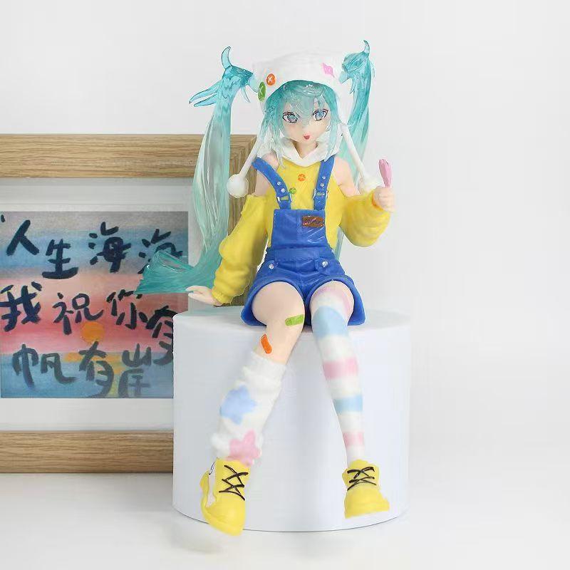 Hatsune miku cute sitting beauty girl ornament car ornament Instant noodles maker computer case decoration ornament