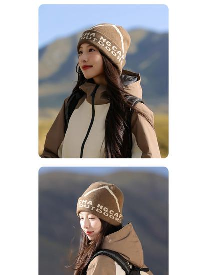 Women's Thick Knitted Woolen Beanie for Winter Outdoor Activities, Cold Protection, and Mountaineering.