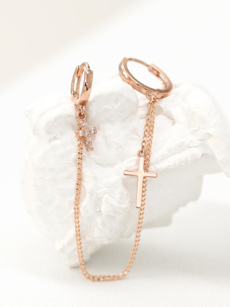 Minimalpiercing 14K Cross Two-Ring Layered Drop Earrings