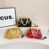 New Embroidered Shell Handbag for Women Chinese Style Single Shoulder Bag with Tassel Pendant Crossbody Bag Beaded Pearl Handle