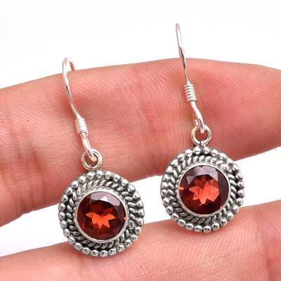 Handgjorda 925 Sterling Silver fina smycken Granat Januari Birthstone Dingla örhänge