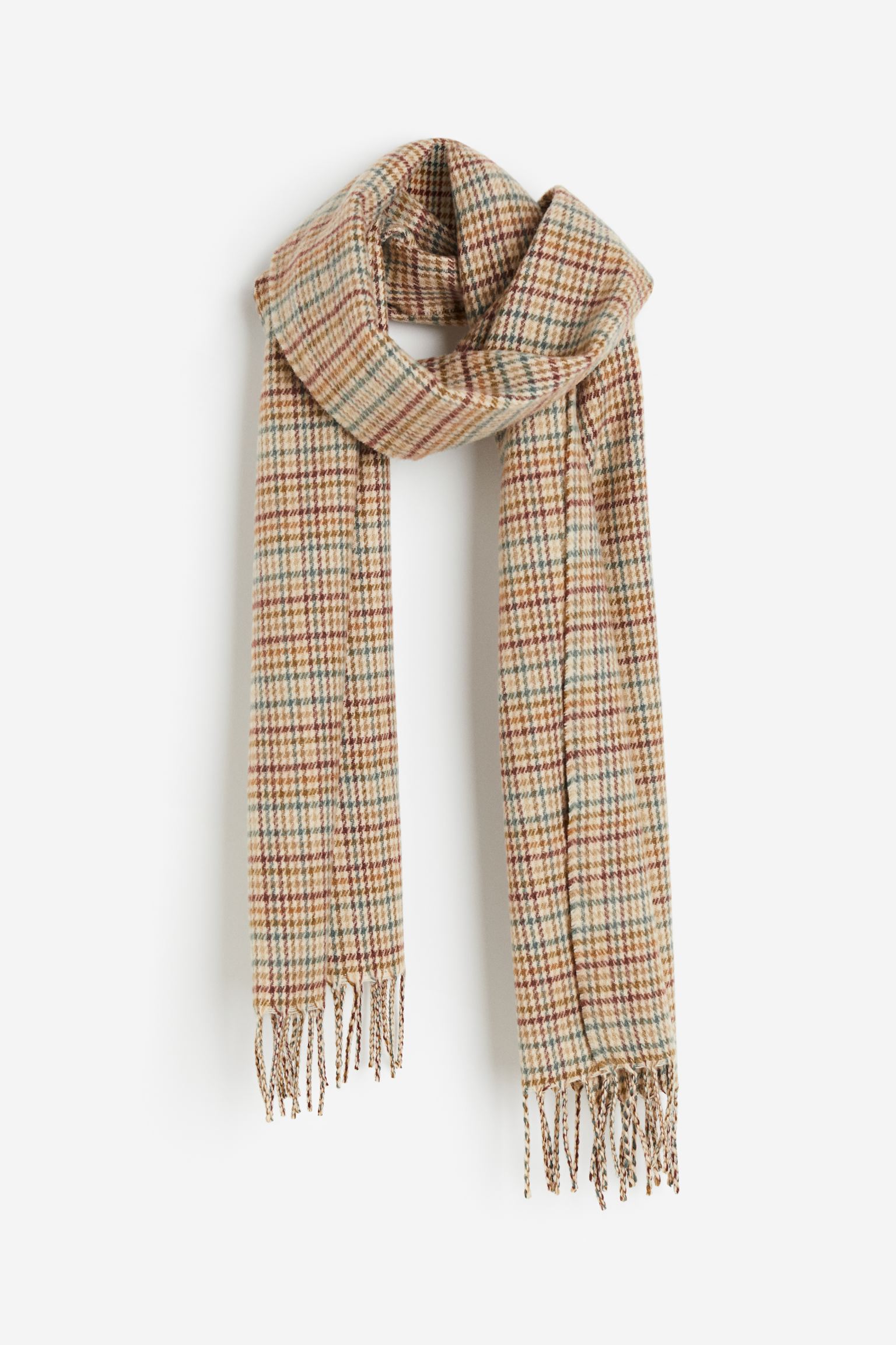 

Patterned scarf