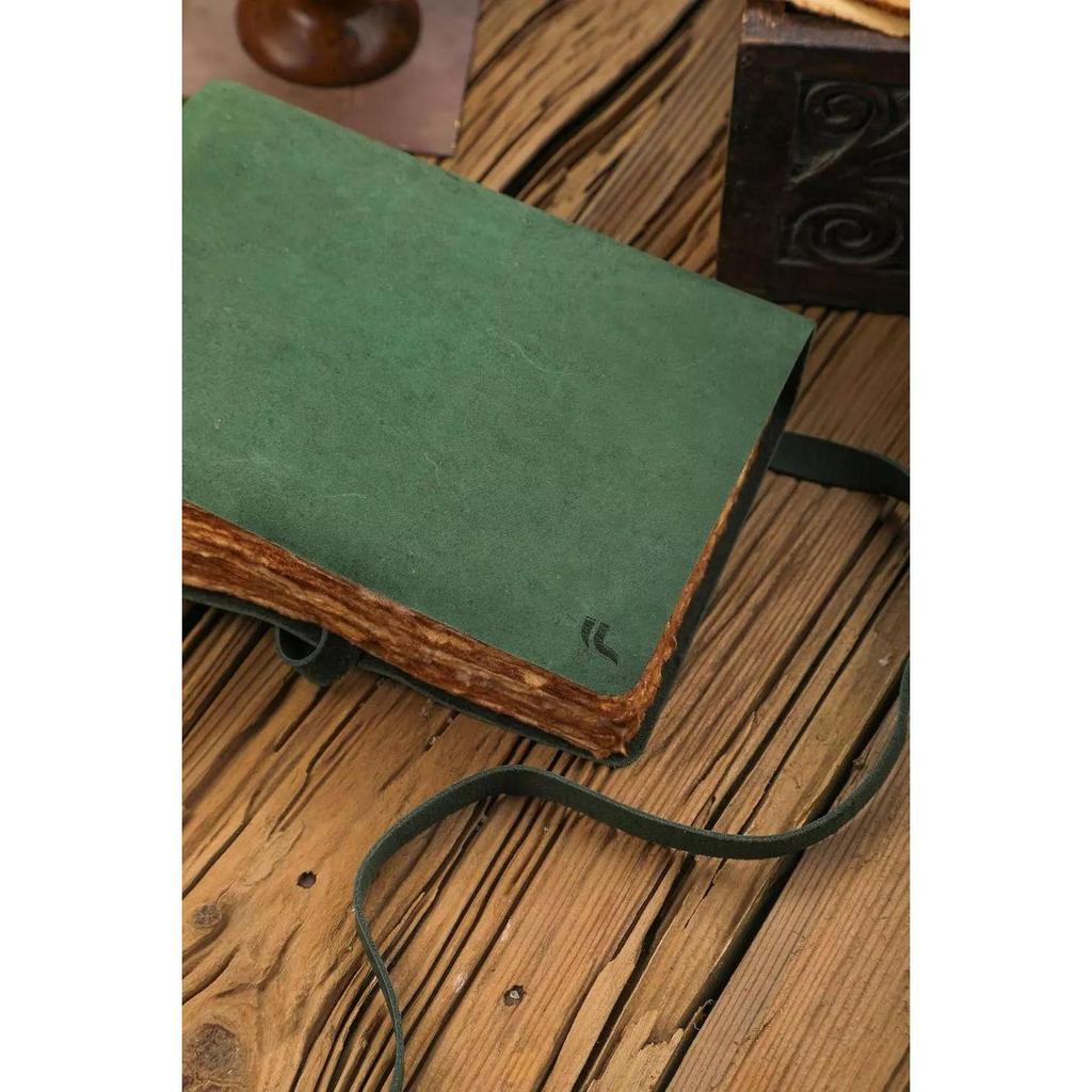 Vintage Leather Bound Journal for Writing, 240 Pages 7 X 5 Inches, Deckle Edge