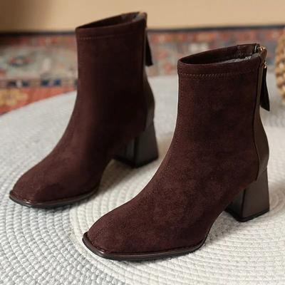 Fashion Thick Heel Short Boots   Winter New Square Headed Suede Short Boots Women Plush Warm High Heels  Boots