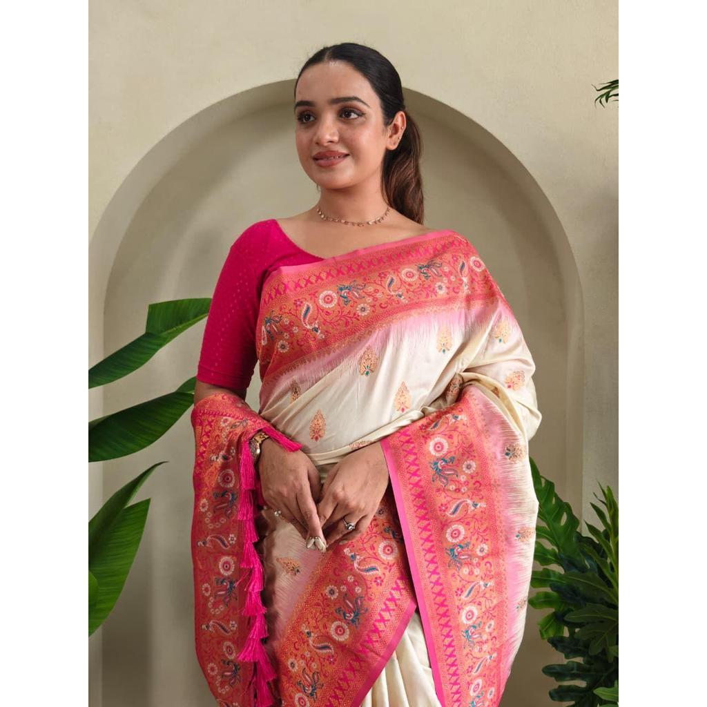 Beautiful rich pallu & jacquard work on all over the saree