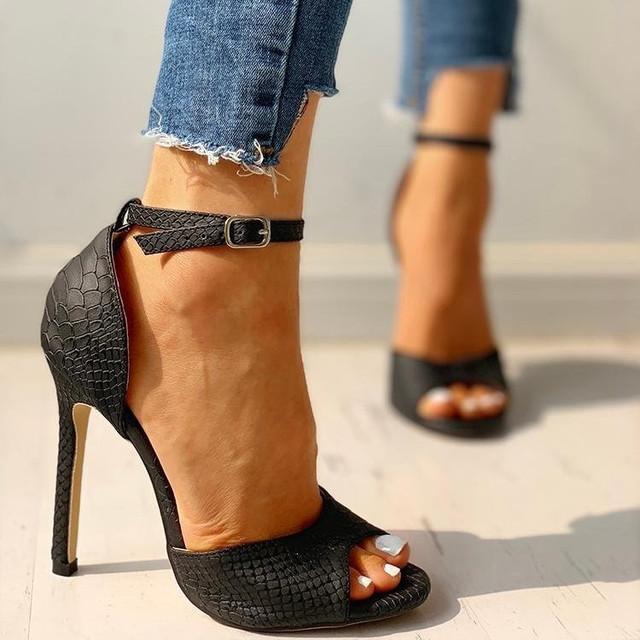 Store Størrelser 41 42 Kvinner Sexy Sandaler Damer Høyhælsko Klubb Fest Pumps Damer Mote Hæler Sko Kvinners Sommer Fottøy
