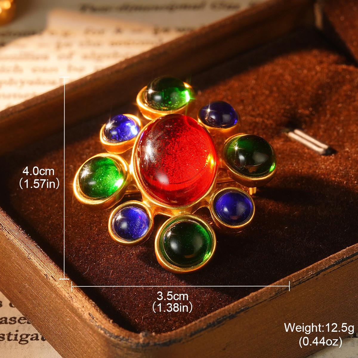 

Retro colored pearl earrings temperament premium flower hollow earrings exaggerated medieval vintage earrings