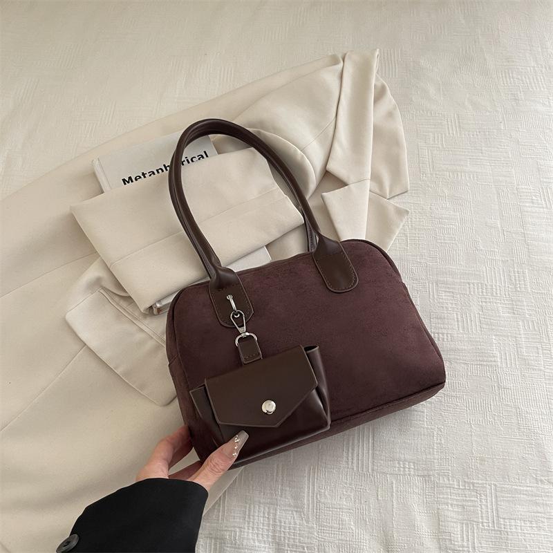 Borsa premium da donna autunno nuovo borsa da ascella per pendolari alla moda semplice design di nicchia borsa a tracolla