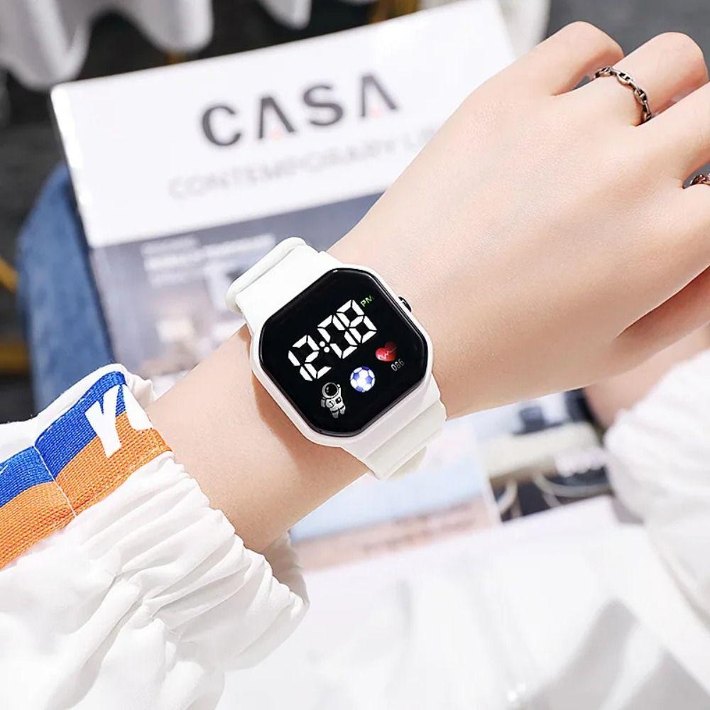 Silikonový pásek Dětské Sportovní hodinky Móda Elektronické náramkové hodinky Muži Ženy Student