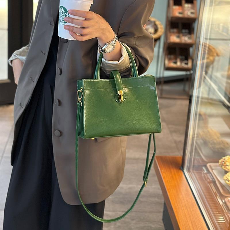 Women's Bag Retro Broadband Hand Bill Shoulder Crossbody Bag Simple Everything High Appearance Level Niche Motorcycle Bag