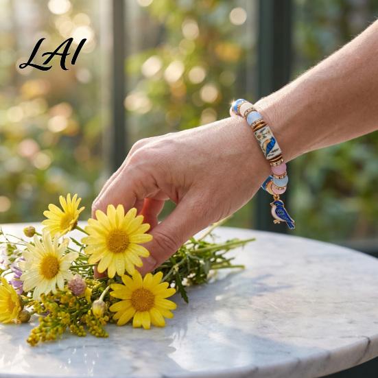 Cute Owl Cat Bird Bracelet Stretch Deer Beaded Bracelet Retro Animal Bead Bull Skull Birthday Present for Her Elastic Boho Women Autumn Holiday