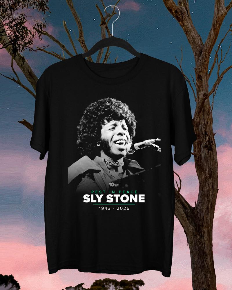 

REST IN PEACE Sly Stone 1943-2025 Shirt Black All Size gift Fan Shirt OM996 Unisex T-Shirt L