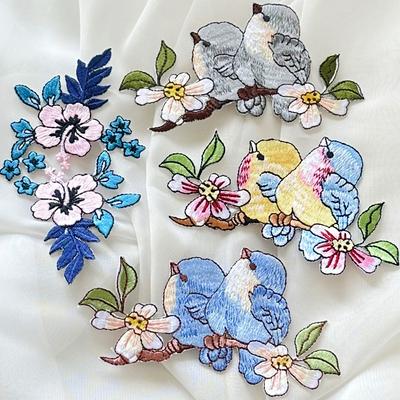1 Stück Bestickter Faishon Cheongsam Aufnäher DIY Kleiderdekoration Cartoon Stoffaufkleber Vogelaufnäher Blumenaufnäher