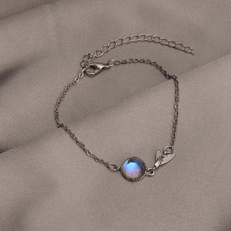 Retro style pearl bracelet women's versatile high-end sense niche temperament beaded bracelet couple girlfriend hand jewelry