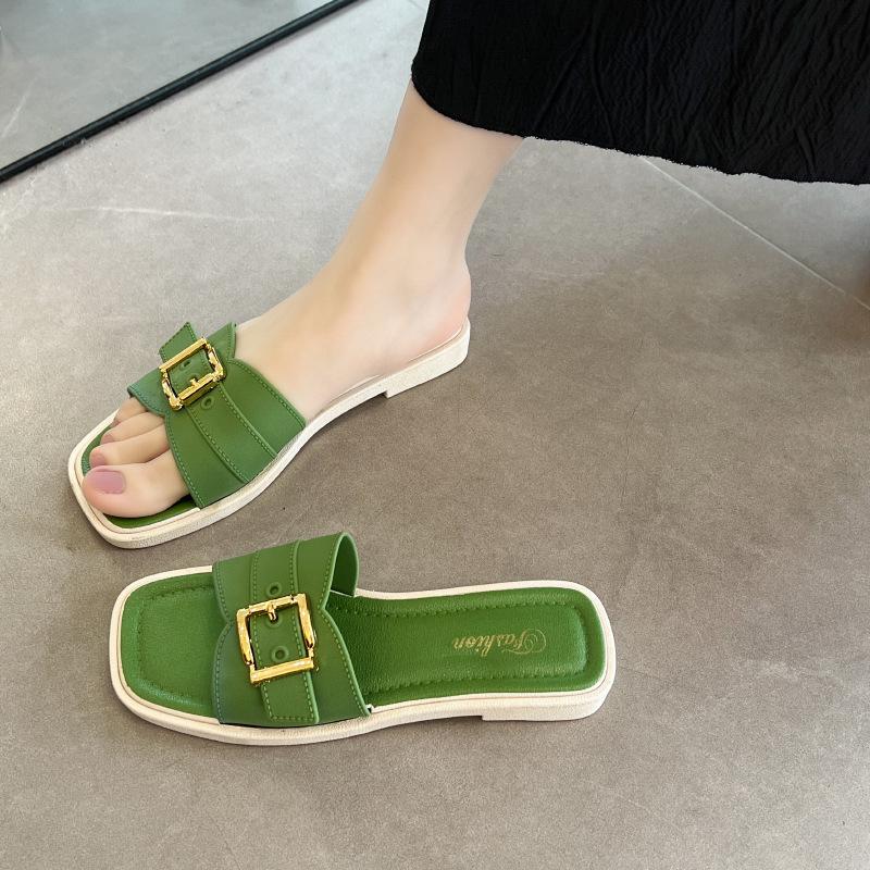 

2025 Модные тапочки для женщин Летняя верхняя одежда Нескользящие пляжные новые стильные квадратные пряжки на плоской подошве Повседневные сандалии 40-41 зелёный