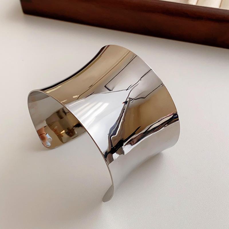 Minimalist Double-Layer Hollow Armlet: European & American Style, Exaggerated & Fashionable High-End Bracelet