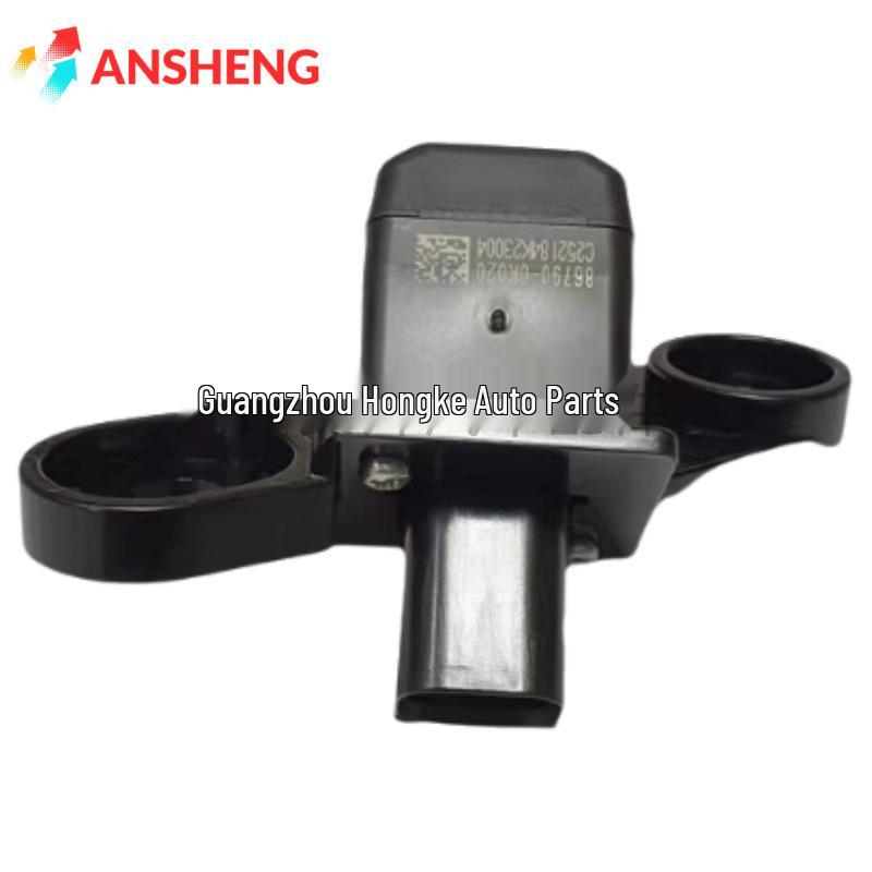 86790-0K020 Rearview Camera: Fits 2015-2020 Toyota Hilux Revo for Reversing Image