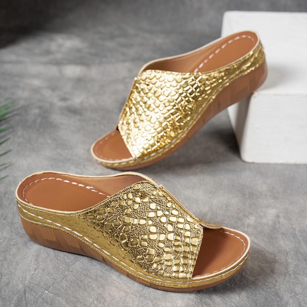 New large size slippers thick bottom fish mouth sewing line European and American slippers crocodile pattern PU slippers