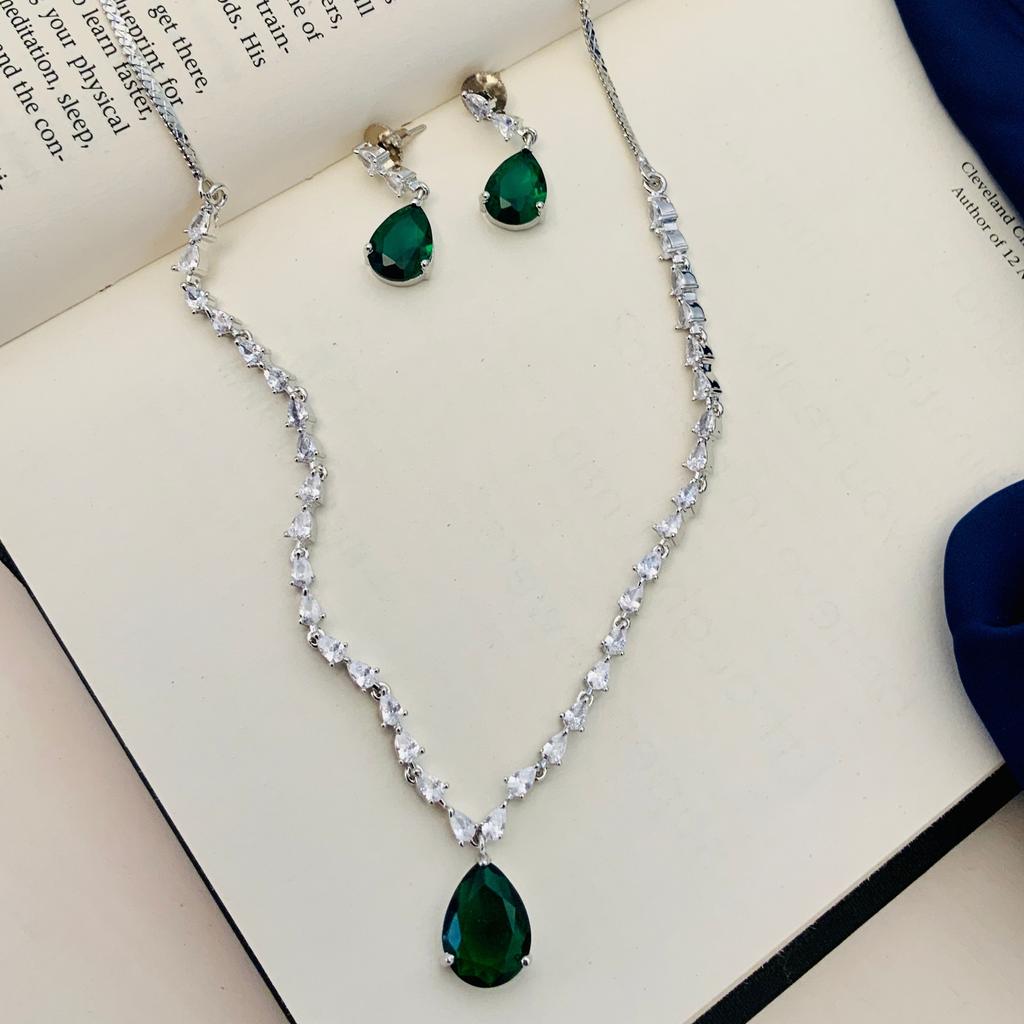 Silver Plated Diamond Round Necklace Set Diamond Necklace Set for Women