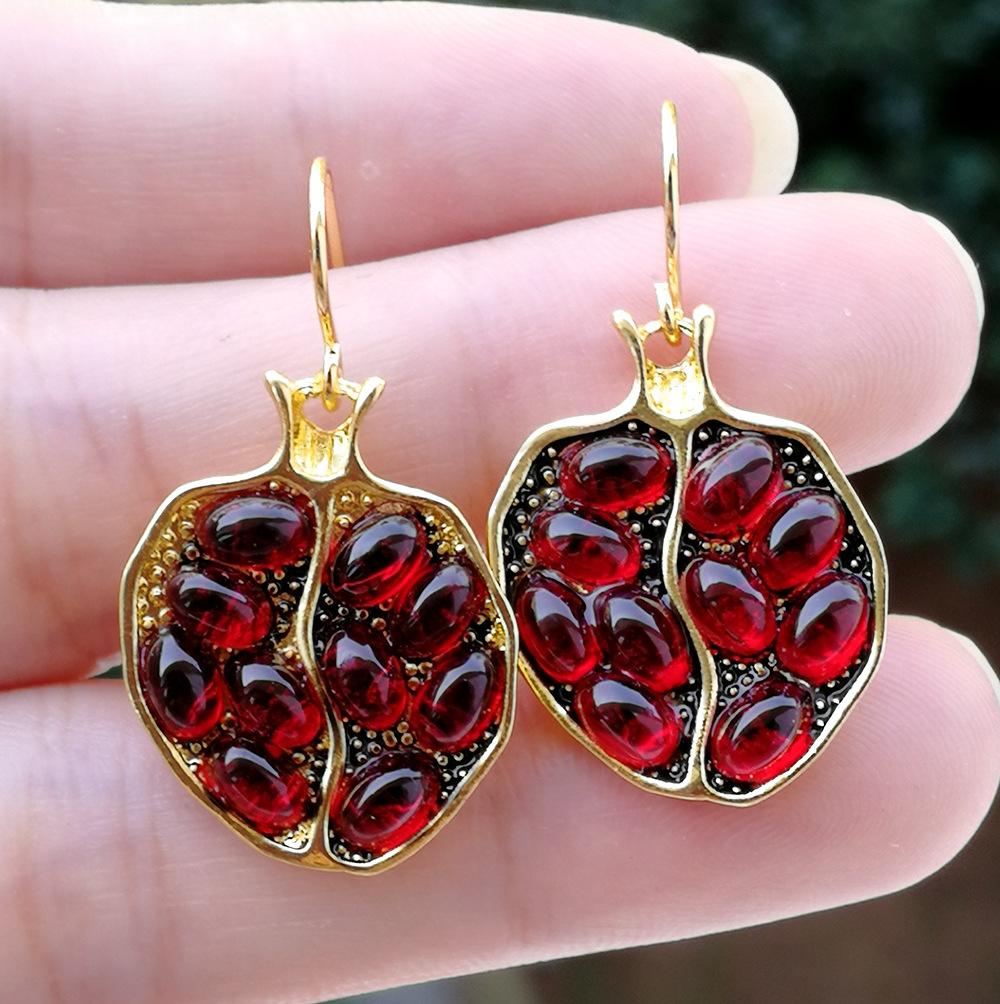 Boho Vintage Goudkleurige Fruit Granaatappel Druppel Oorbellen Voor Vrouwen Natuurlijke Rode Granaat Haak Oorbellen Bruiloftsband Sieraden Cadeaus