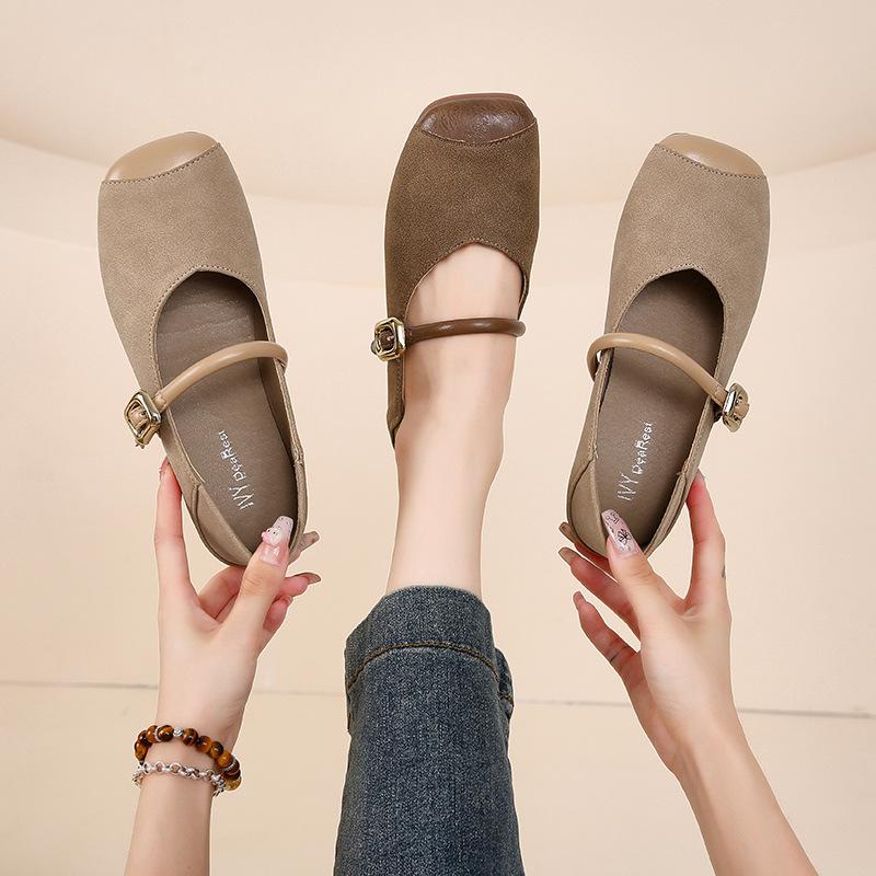Mode-Einzelschuhe für Damen 2025 Sommer neu, Oberbekleidung, niedriger Absatz, leichter Ausschnitt, Mary Jane Schuhe mit quadratischer Spitze, weicher Sohle und Schnalle zum doppelten Tragen