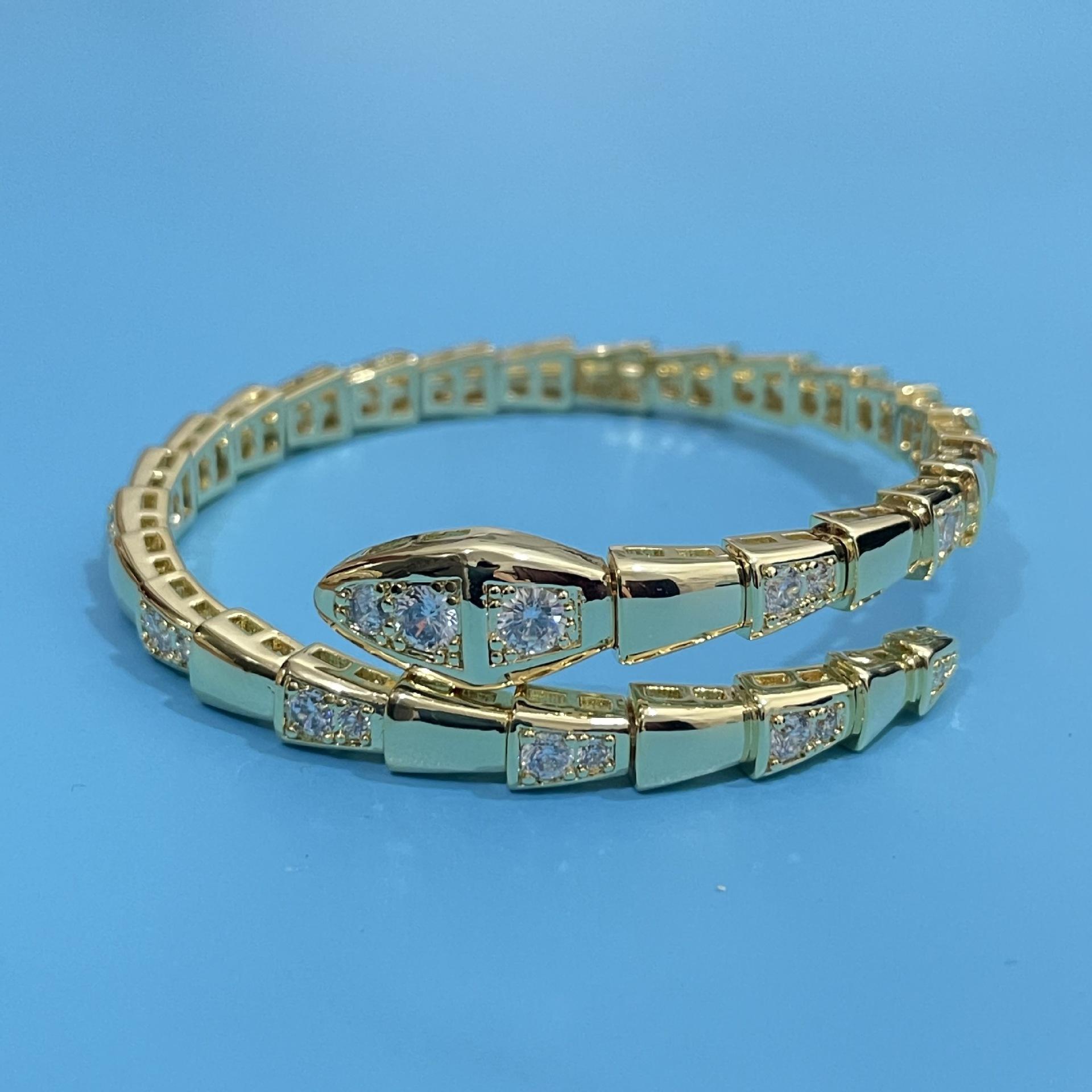 European and American Sweet and Cool Snake-shaped Bracelet High Version Snake Bone Bracelet Light Bracelet One Size(18CM~21CM)
