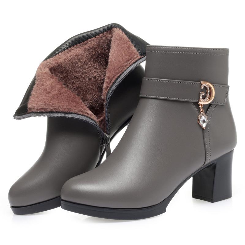 Mode Elegante Frau Block Hohe Absätze Schuhe Weiblicher Trend Winter Wolle Kurze Stiefel Weiches Leder Warme Fell Stiefeletten für Büro Mama