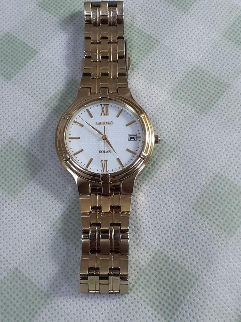 [USED] SEIKO Solar Watch Gold
