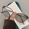 New Photochromic Presbyopia Women's Grade Glasses Ultra-light Personalised Large Frame Cat Eye Reading Glasses Eye Protection