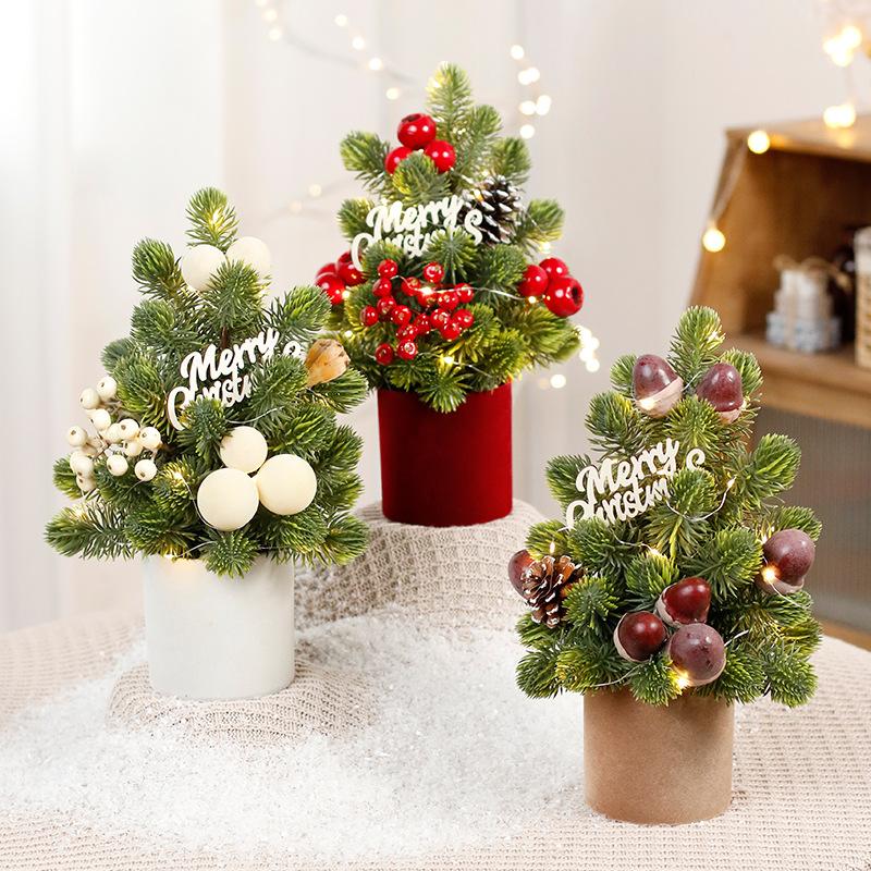 Hot Sale European Style Mini Christmas Tree Decorations Handmade Red Fruit LED Pine Desktop Mini Home Decorations for Christmas