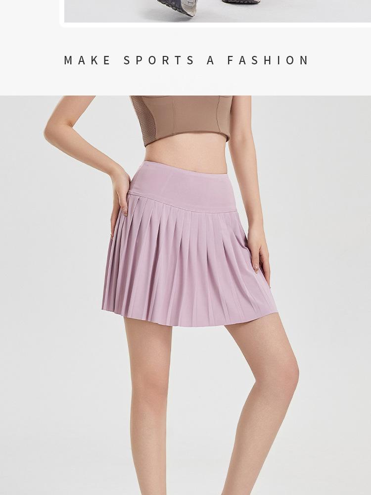 Women's Plus Size Quick-Dry Pleated White Tennis Skirt with Anti-Exposure Shorts