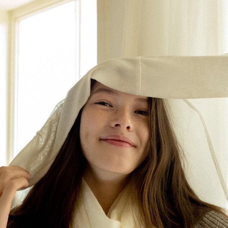 J VINEYARD Soft Wool Ivory Scarf