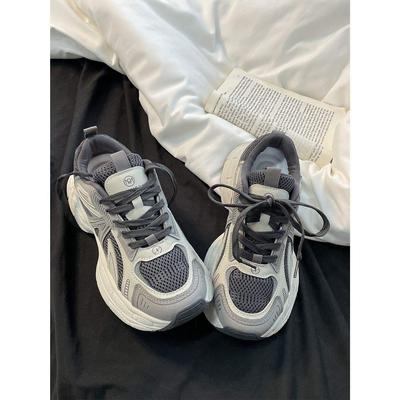 Chaussures décontractées de mode polyvalentes à assortir les couleurs pour femmes 2025 automne et hiver nouveau sport chaud rehaussant chaussures de papa tendance