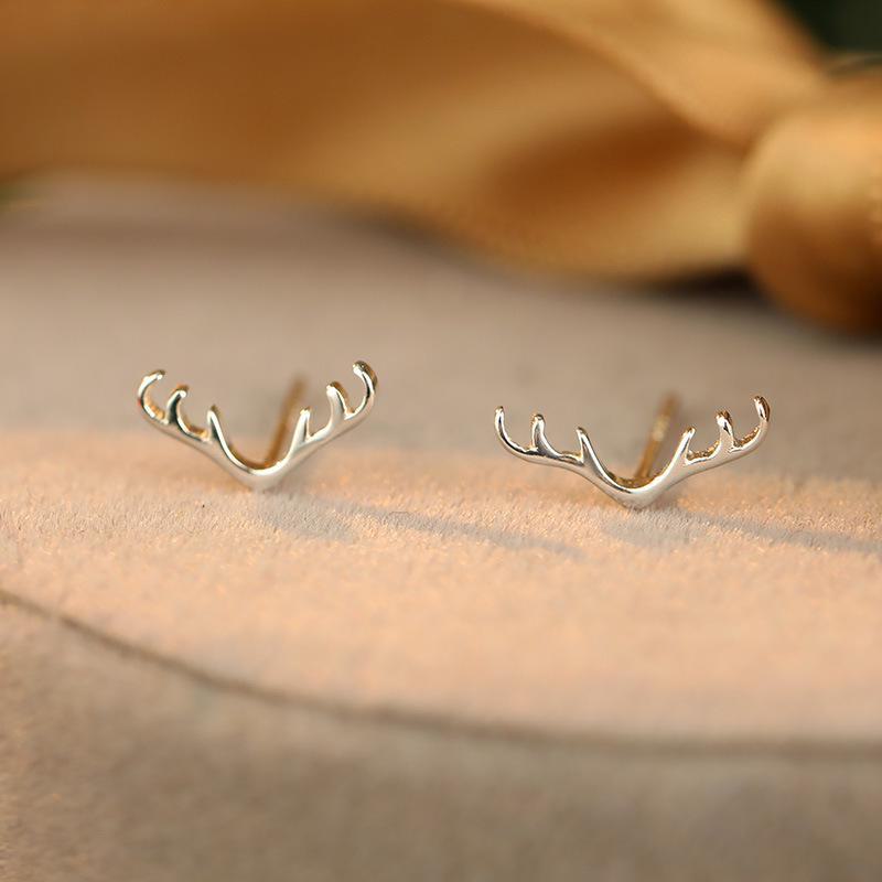 

Серьги Banyan Tree S925 Silver Simple Elk: Милый рождественский дизайн для женщин ES332 серебряный