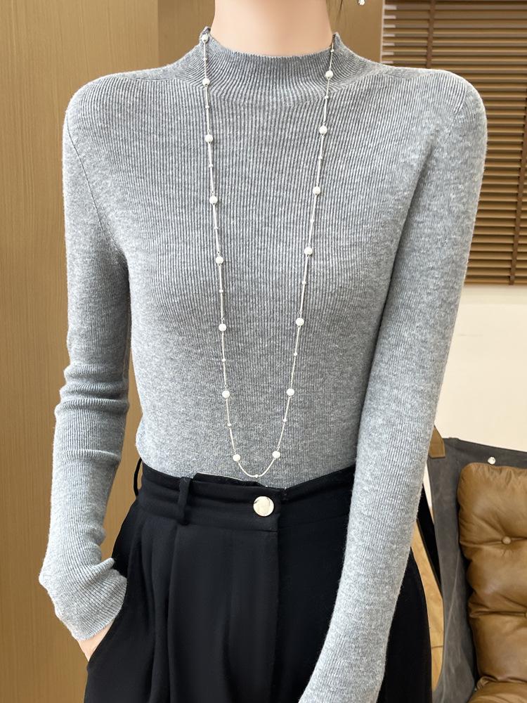 Women's Slim-Fit Half-High Collar Knitted Sweater for Autumn/Winter - Versatile and Comfortable