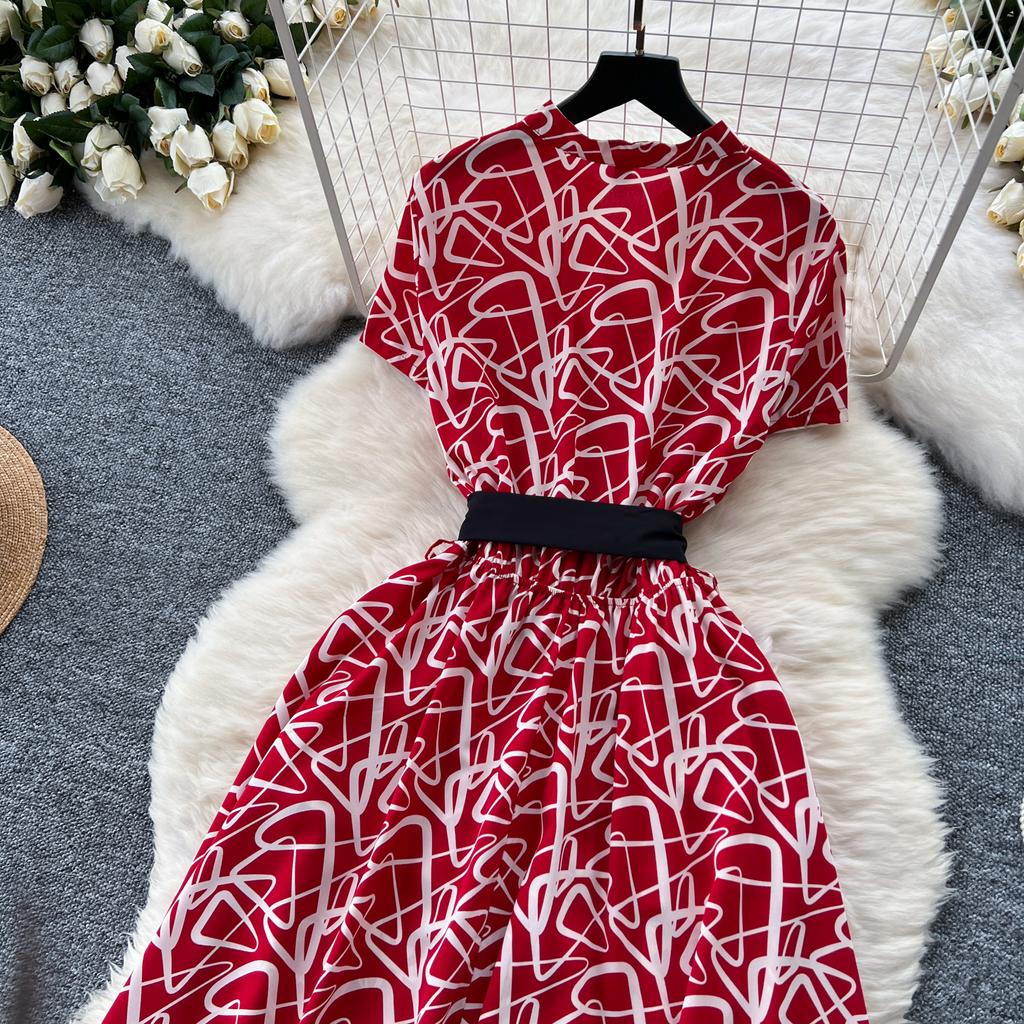 Letní dámské tištěné midi šaty s vintage výstřihem do V, krátkým rukávem a vysokým pasem, áčkové, jednořadé, ležérní šněrovací šaty