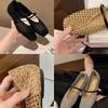 Scarpe Basse da Donna Casual Comode a Punta Quadrata Intrecciate a Rete Scarpe Mary Jane con Tagli a Rete Scarpe a Strato Singolo