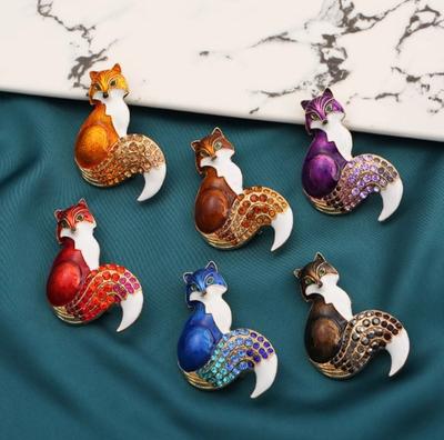 1 ks brož liška kreslené zvíře klopové piny brož pro ženy univerzální lesklá brož doplňky na oblečení dárky