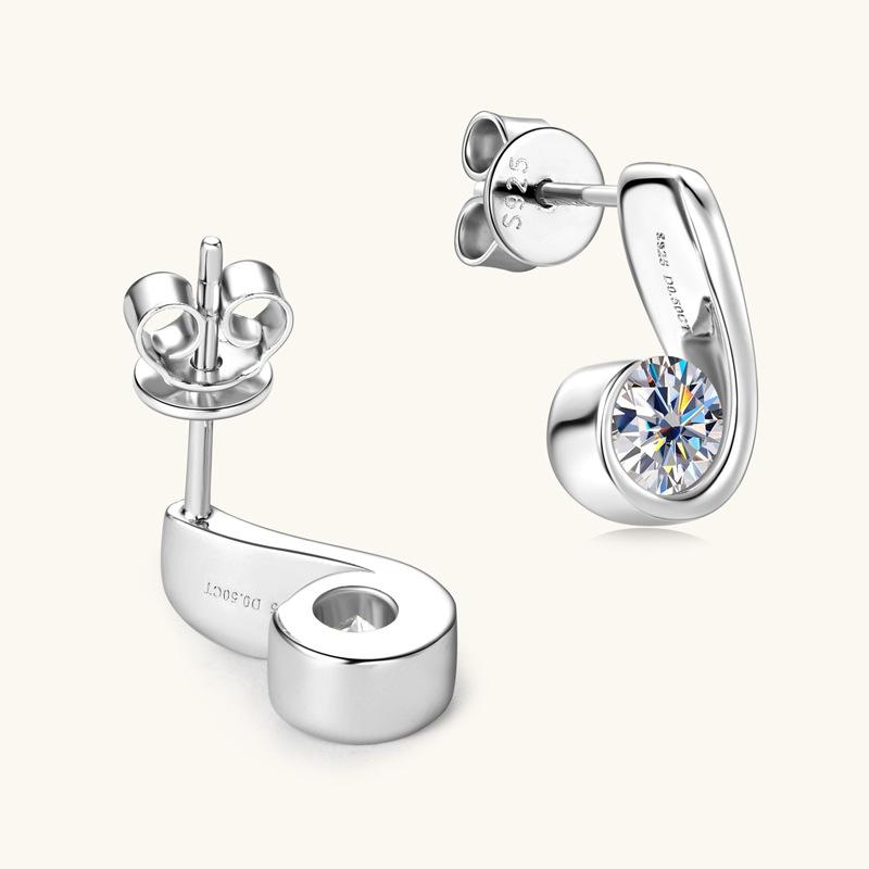 Silvere Glam Korean Version 6-character Note Moissanite Ear Studs With A High-end Design S925 Silver Ear Accessory