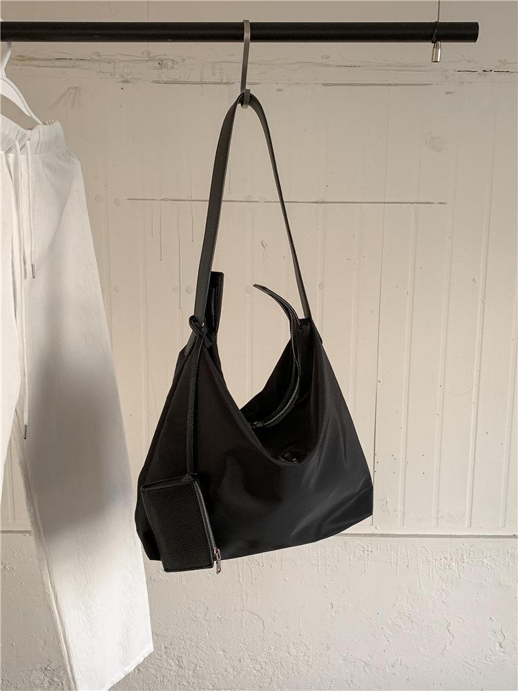 Spring women's casual commuter bag new fashion shoulder bag high sense large capacity women's nylon bag