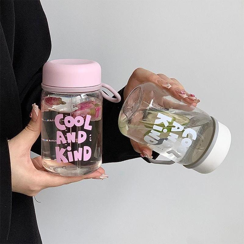 Taşınabilir Şeffaf Öğrenci Su Bardağı Kordonlu Plastik Su Şişesi Büyük Kapasiteli İçme Bardağı Açık Hava Sporları